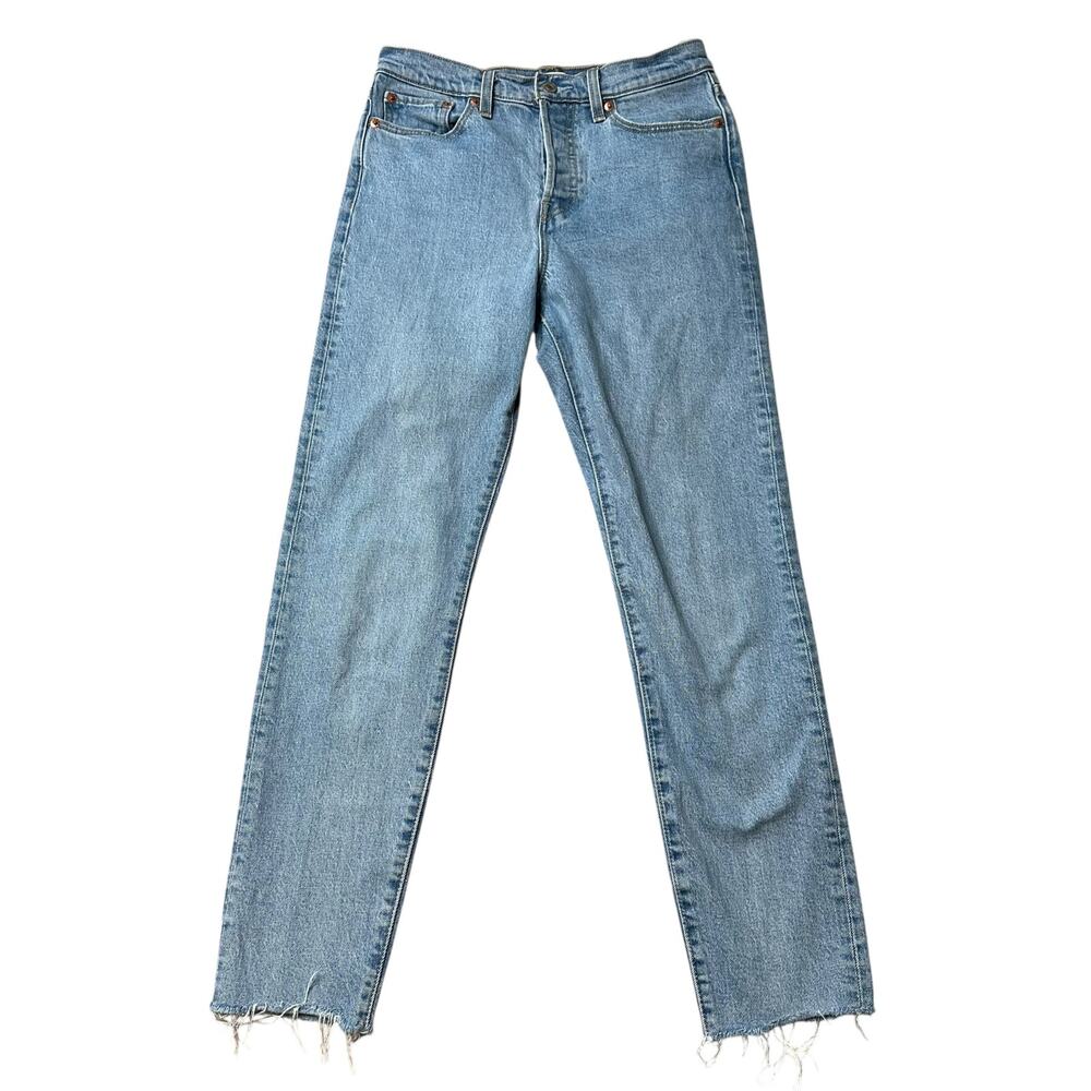 LEVIS Wedgie Icon Fit Ankle Jeans Women's Size 26 Frayed‎ Edges Button Fly